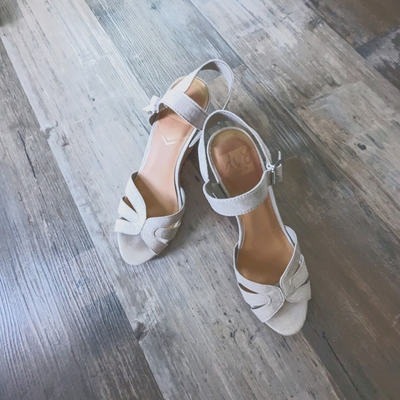 Dolce Vita Shoes - Cork wedge sandals, women's size 8